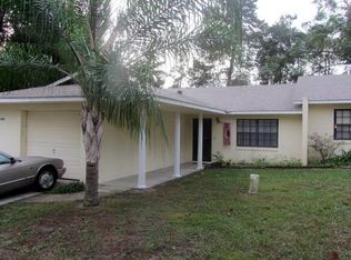 1506 E 1st Ave Pl, Mount Dora, FL 32757