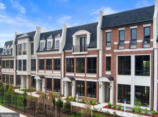 7043 Liberty Ln, McLean, VA 22101