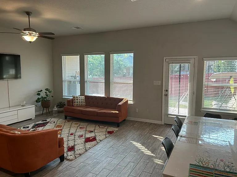 11911 Pitcher Rd — Photo 8