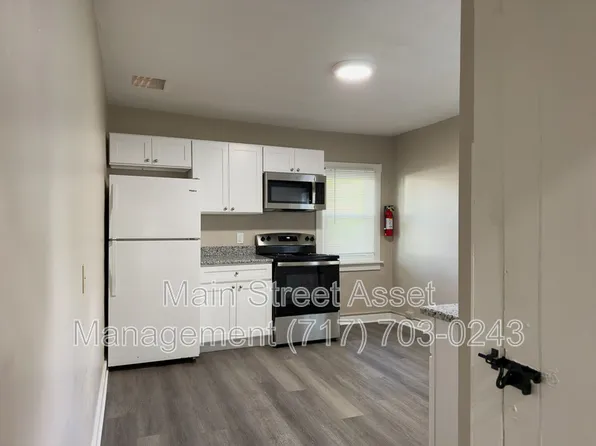 129 N Prince St, Millersville, PA 17551
