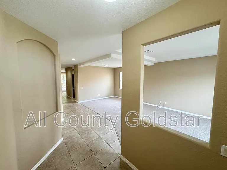 11489 Tinder Ct — Photo 2
