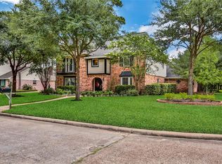 16302 Southampton Dr, Spring, TX 77379