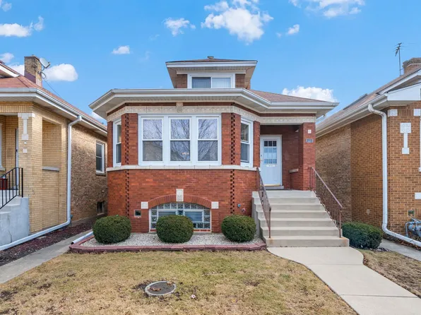 2715 N 76th Ct, Elmwood Park, IL 60707