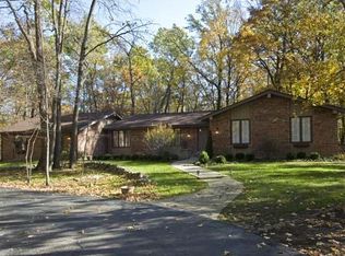 459 Portwine Rd, Riverwoods, IL 60015