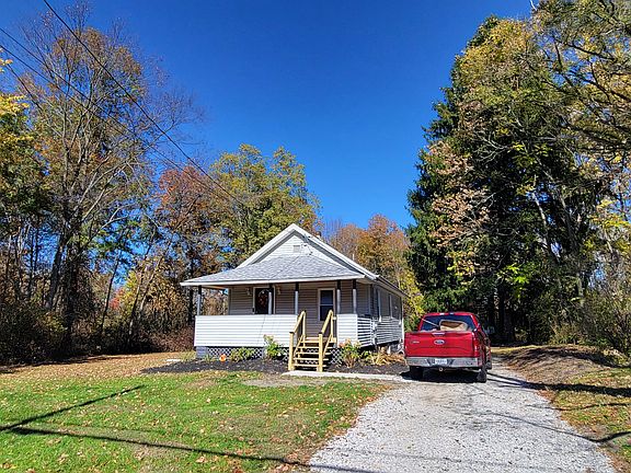 3rd image of 1486 Carson Salt Springs Rd
