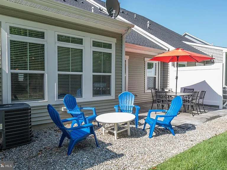 33776 Freeport Dr — Photo 36