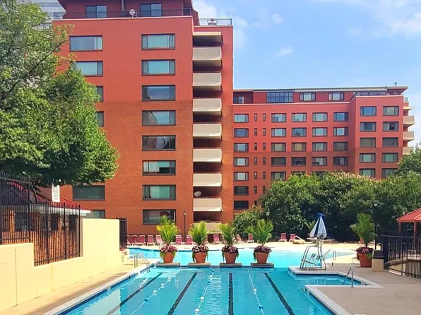 1021 Arlington Blvd APT 330, Arlington, VA 22209