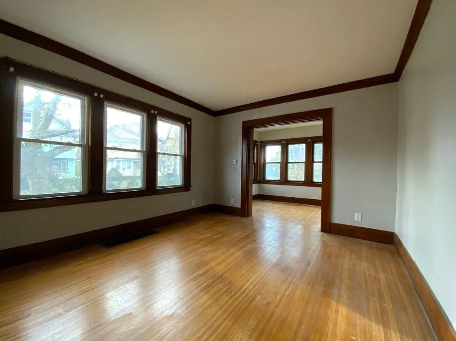 Living Room looking into the Sunroom