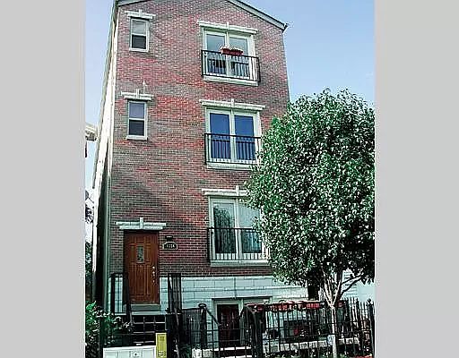 1st image of 4338 W Washington Blvd Unit 3