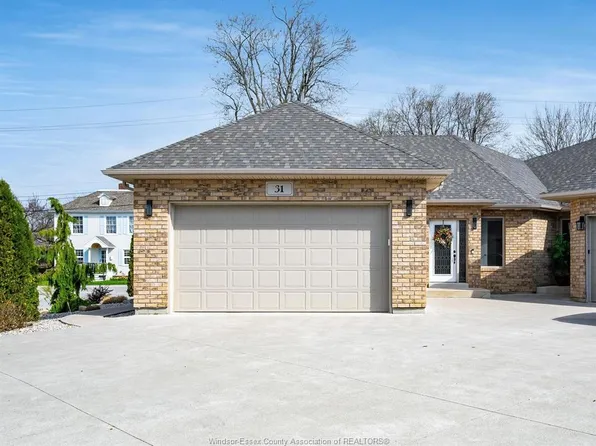 31 Mettawas Ln, Kingsville, ON N9Y 0A2