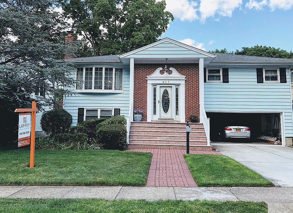 1st image of 417 Berrywood Ct