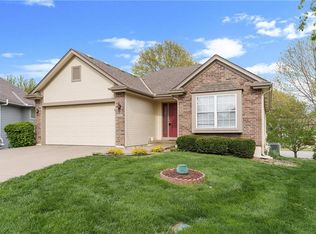 1033 SW 8th Cir, Lees Summit, MO 64081