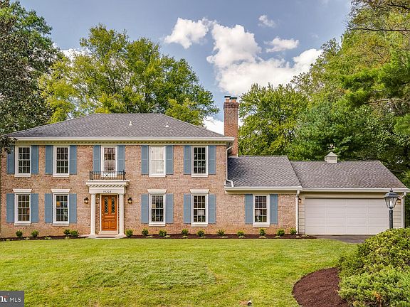 2nd image of 15208 Red Clover Dr #37