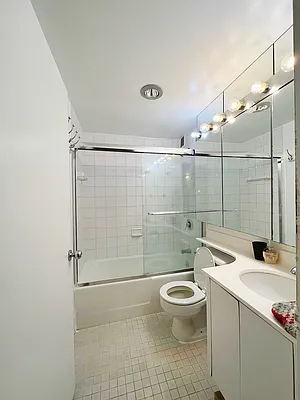 Rented by Feast Realty Group | media 22