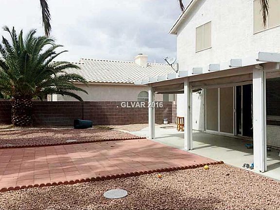 5th image of 8413 Bay Crest Dr