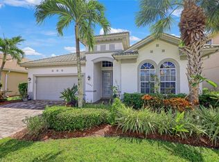 15482 Los Reyes Ln, Naples, FL 34110