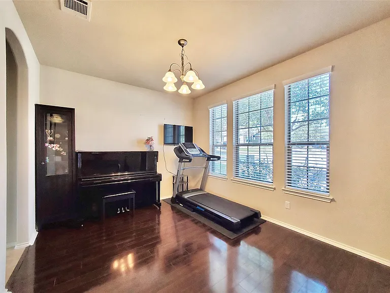 1436 Lindo Dr — Photo 7