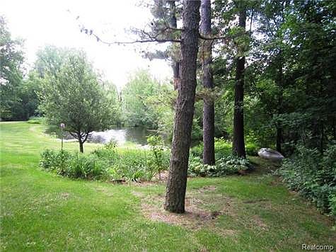 2nd image of 10621 Hibner Rd