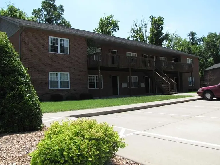 Barret, Greenleaf & The Elms & IIIC Properties — Photo 6