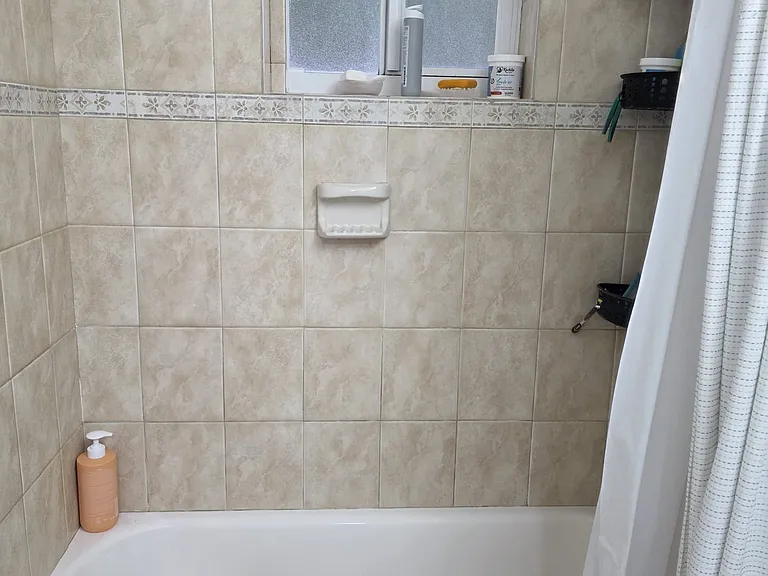 2105 SW 61st Ave — Photo 6