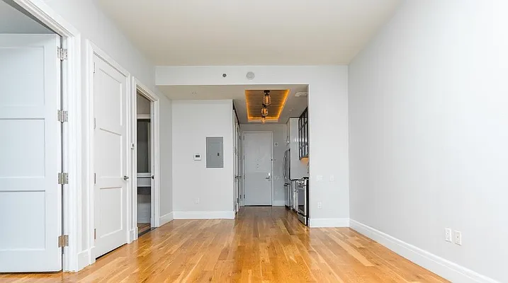 Rented by The KCI Group | media 27