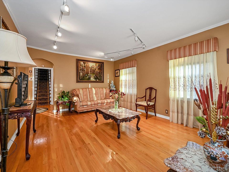 58-35 219 Street, Bayside Hills, NY 11364 | Zillow 58-35 219 Street, Bayside Hills, NY 11364 | Zillow