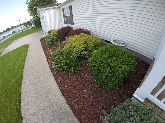 3rd image of 2609 Pleasant View Dr