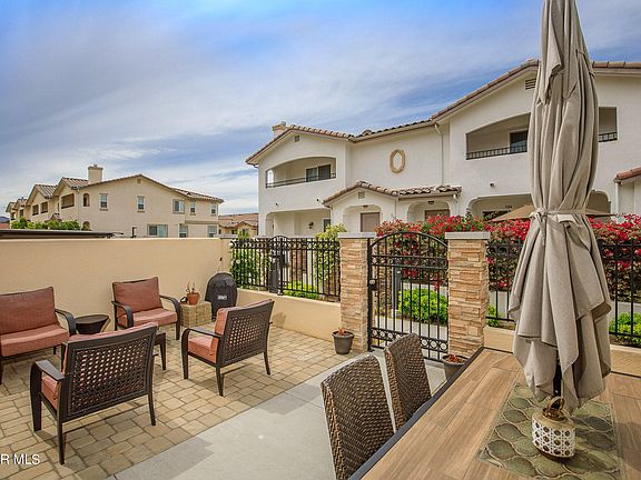 3rd image of 286 Newbury Vista Ln