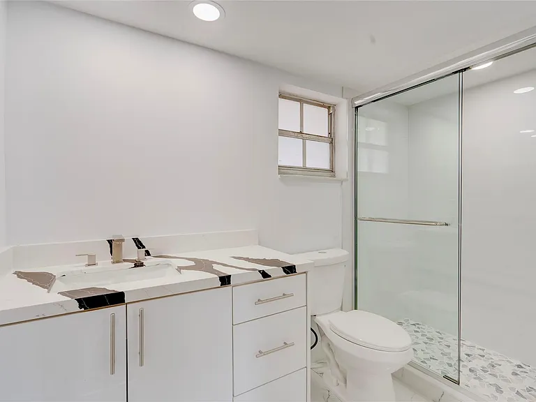 3050 N Palm Aire Dr #505 — Photo 36