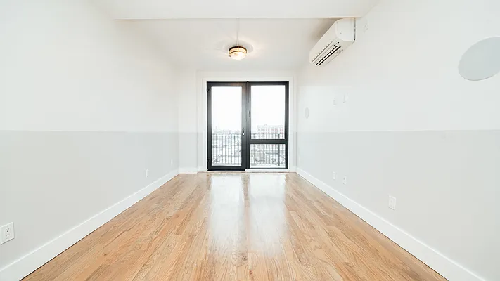 Rented by Nooklyn NYC LLC | media 81