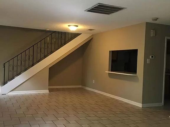 4th image of 1820 Carolyn Sue Dr APT P