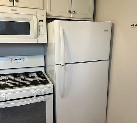4th image of 21011 Westway Dr