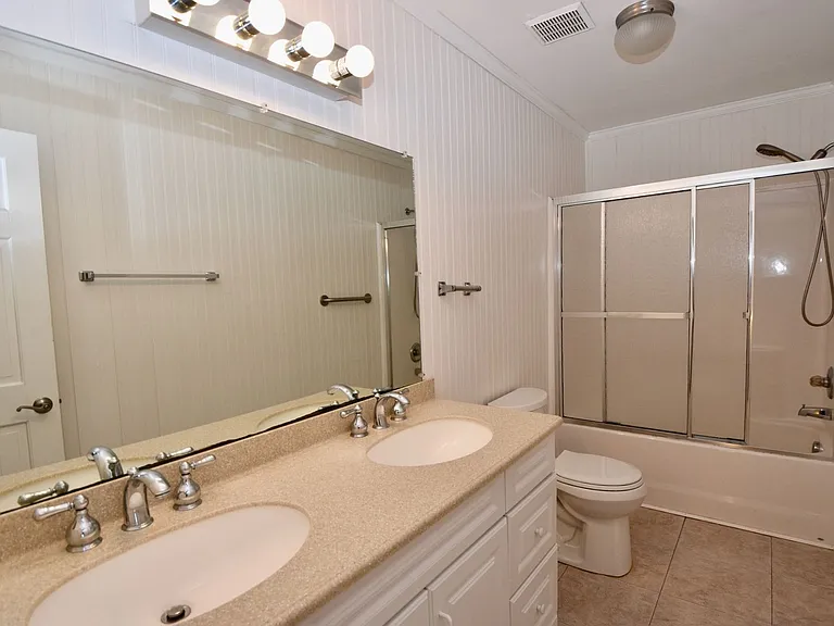 2407 Whaler Ct — Photo 35