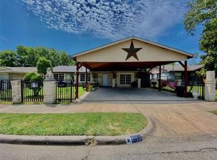 2137 Proctor Dr, Grand Prairie, TX 75051