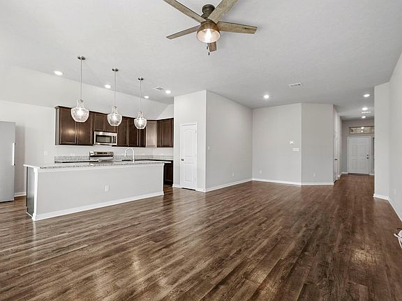 3rd image of 3465 Lockett Hall Cir