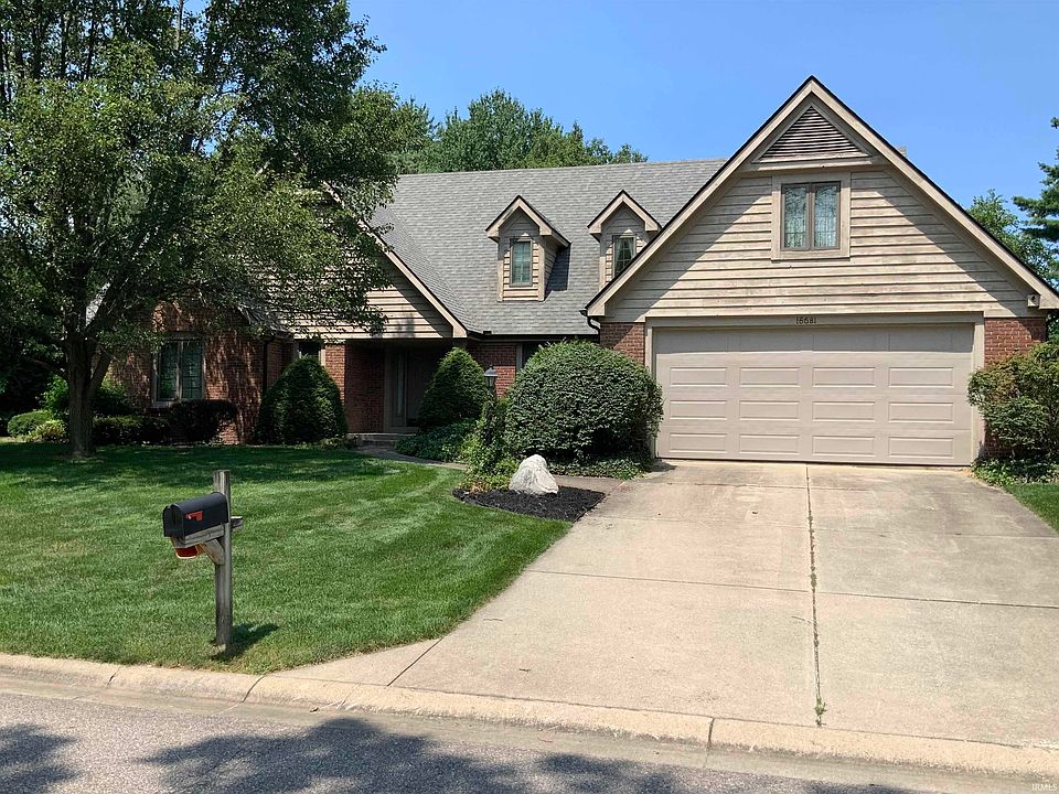 1st image of 15681 Fieldcrest Ct