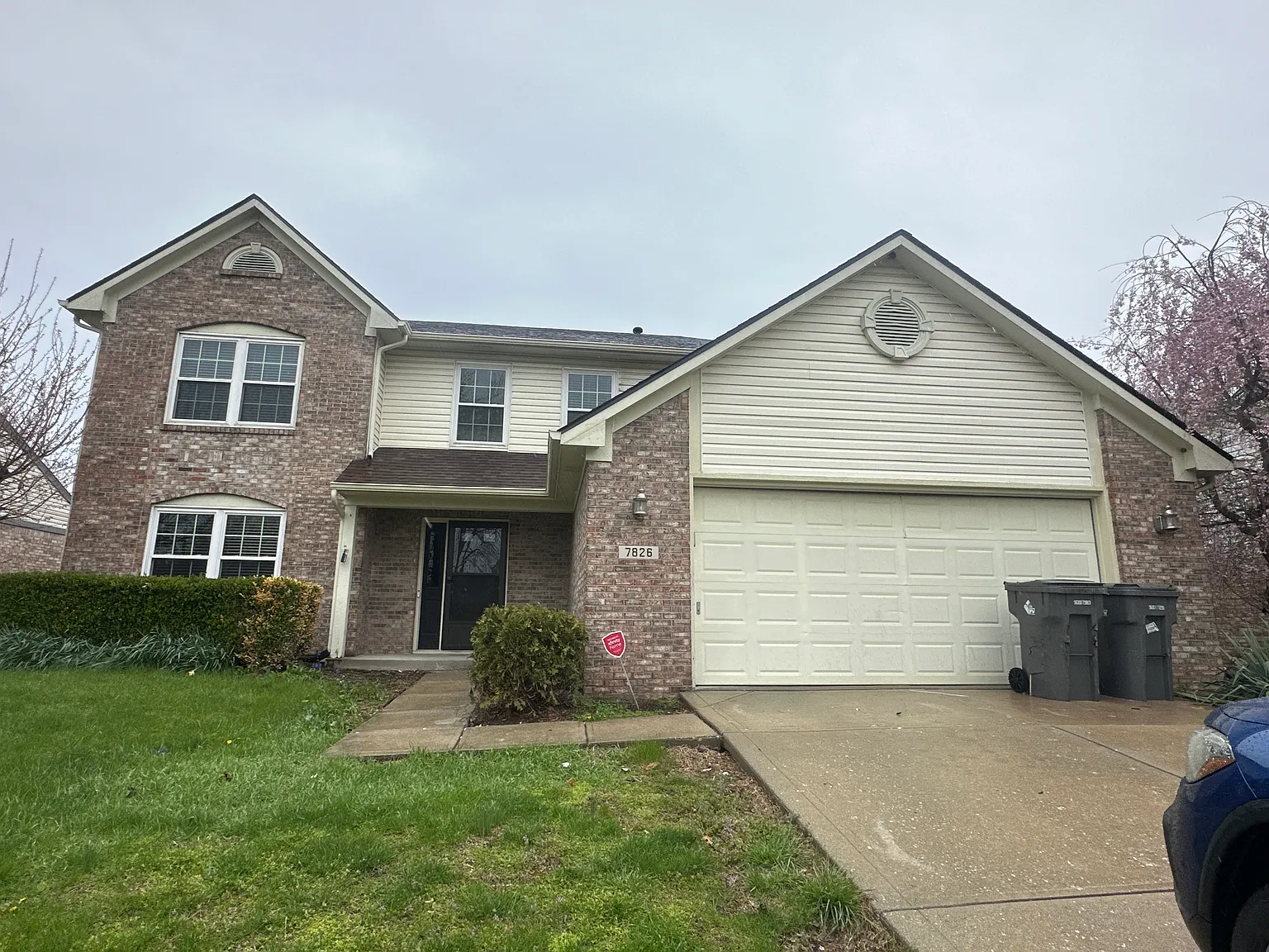7826 Almond Dr photo 1