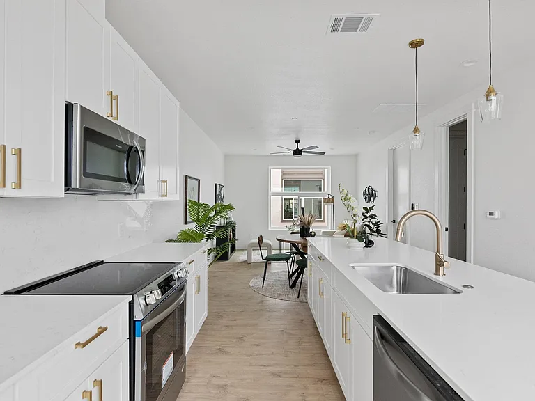 7920 Mullen Dr #5 — Photo 10