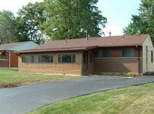 694 Hillsdale Dr, West Jefferson, OH 43162