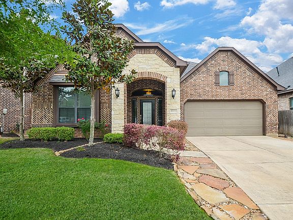 3rd image of 6723 Sotoria Ln