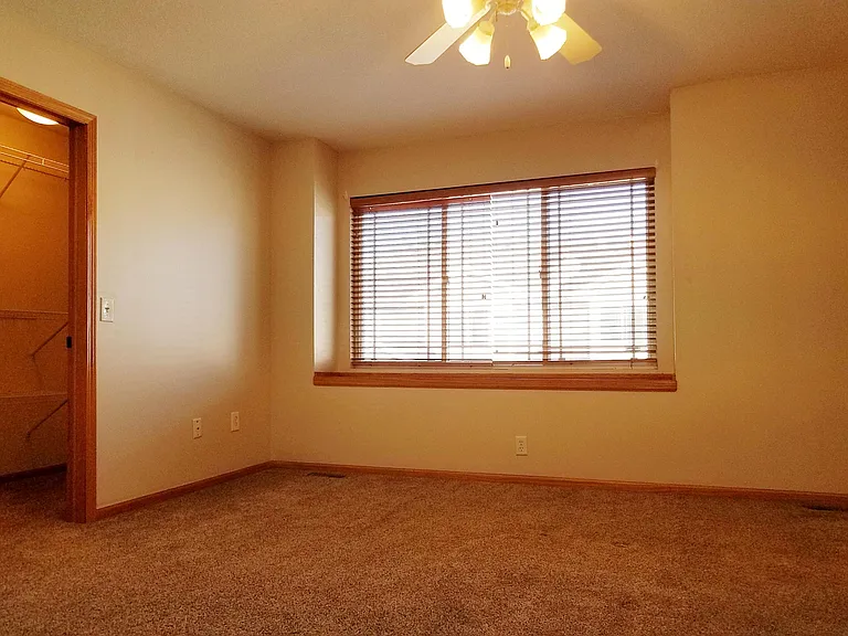 1116 NE 7th Ln — Photo 10