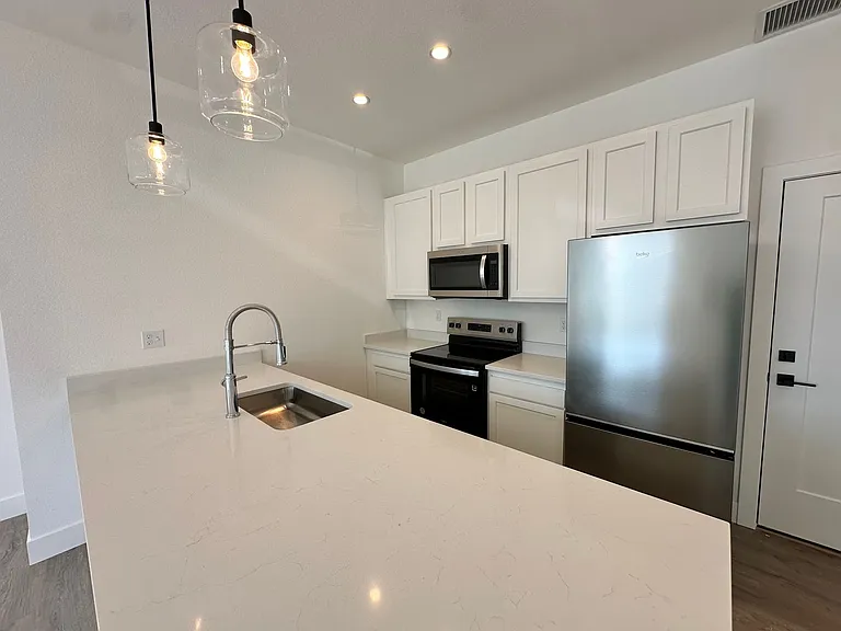 150 Rothrock Pl — Photo 15