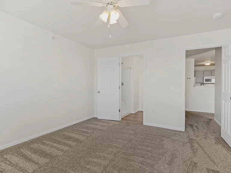 Three Bedroom - 3 Bed / 2 Bath - 1,326 Sq.Ft.