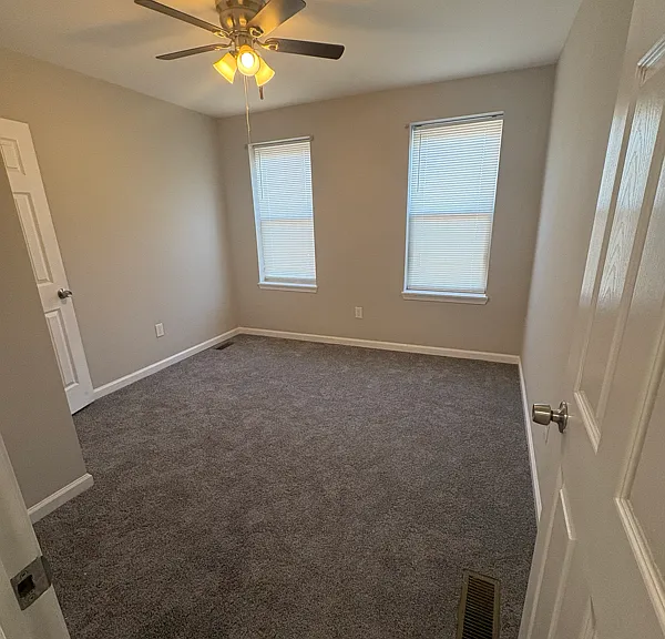 1207 James St — Photo 11