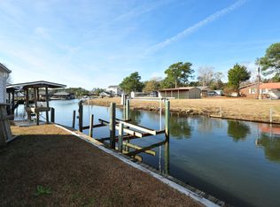 130 Cedar Hollow Ln, Sneads Ferry, NC 28460
