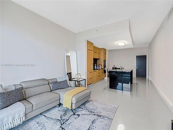 4th image of 900 Biscayne Blvd APT 2407