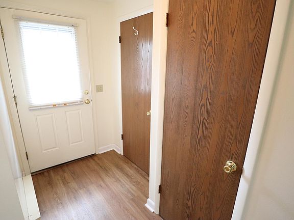 4th image of 3092 McKenzie Pl #A