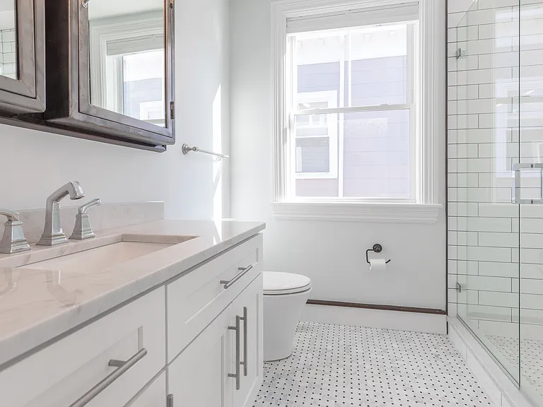 27 Howland St #Penthouse 1 — Photo 20