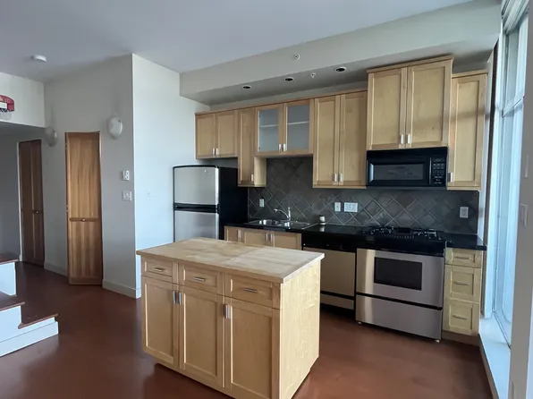 2515 Ontario St #314, Vancouver, BC V5T 4V4