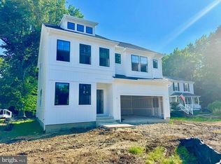 1209 Johnson Dr, Shady Side, MD 20764